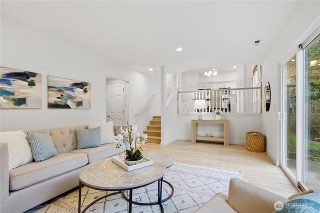 8833 NE 178th Street, Bothell, WA 98011