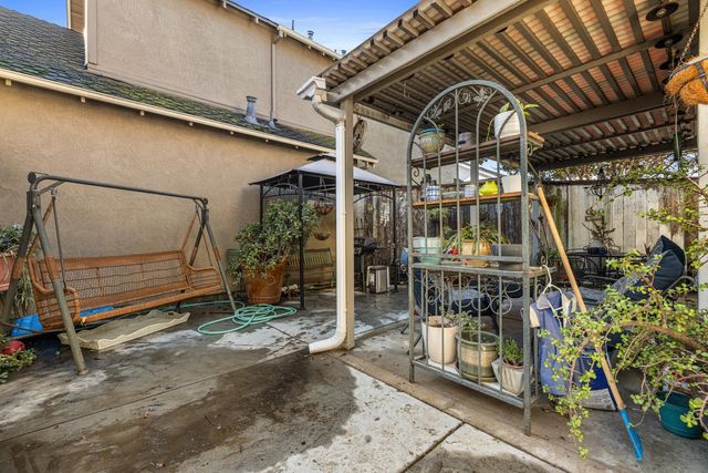 2812 Stone Ter, Modesto, CA 95355