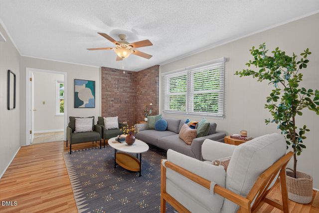 618 Kingsbury Drive, Durham, NC 27712