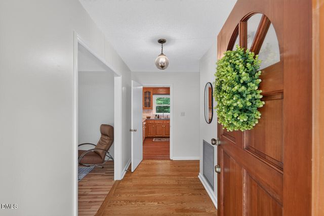 618 Kingsbury Drive, Durham, NC 27712