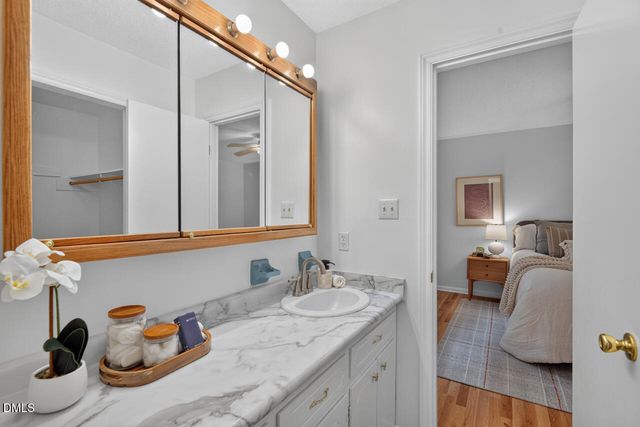 618 Kingsbury Drive, Durham, NC 27712