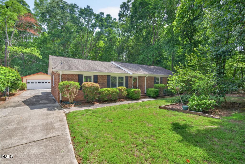618 Kingsbury Drive, Durham, NC 27712