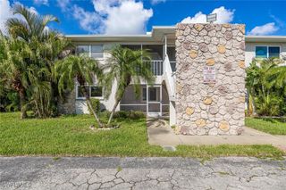 2504 SE 16th PL 101, Cape Coral, FL 33904