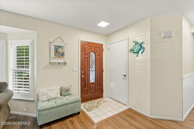 7 Portsmouth Drive, Forked River, NJ 08731
