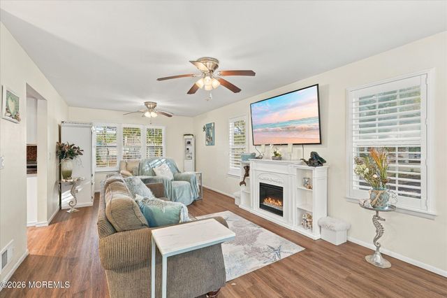7 Portsmouth Drive, Forked River, NJ 08731