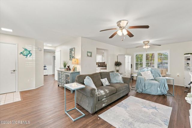 7 Portsmouth Drive, Forked River, NJ 08731