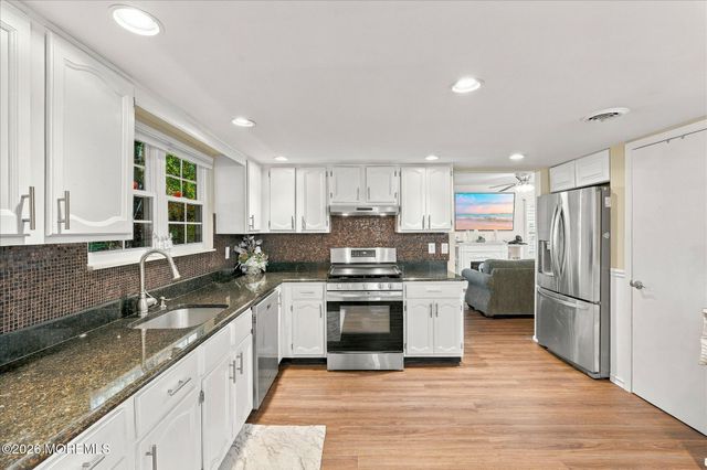7 Portsmouth Drive, Forked River, NJ 08731