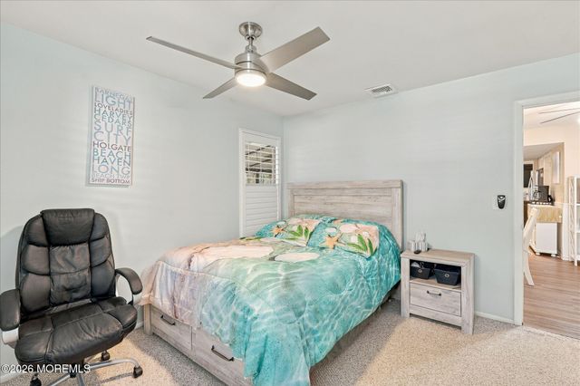 7 Portsmouth Drive, Forked River, NJ 08731