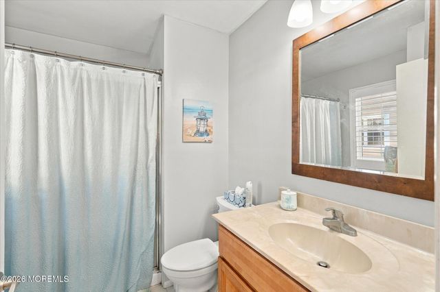7 Portsmouth Drive, Forked River, NJ 08731