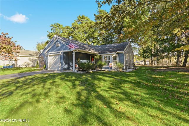 7 Portsmouth Drive, Forked River, NJ 08731