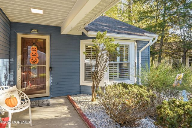 7 Portsmouth Drive, Forked River, NJ 08731