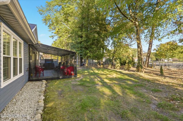 7 Portsmouth Drive, Forked River, NJ 08731