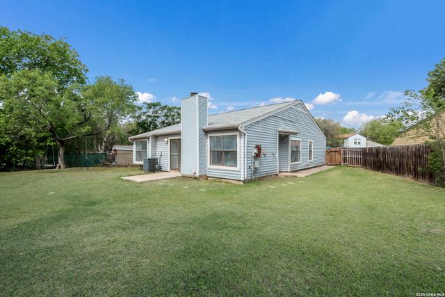 6098 GLACIER SUN DR, San Antonio, TX 78244