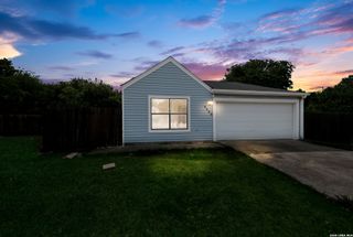 6098 GLACIER SUN DR, San Antonio, TX 78244