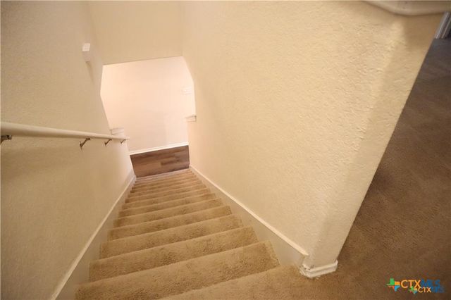 2216 Mayfield Lane, Seguin, TX 78155