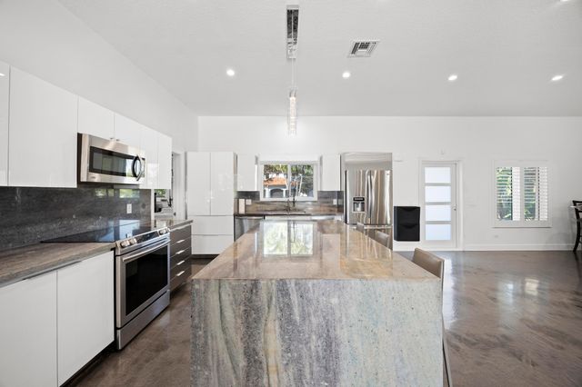 930 NW 4th Court, Boca Raton, FL 33432