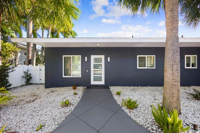 930 NW 4th Court, Boca Raton, FL 33432