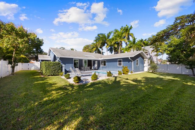 930 NW 4th Court, Boca Raton, FL 33432