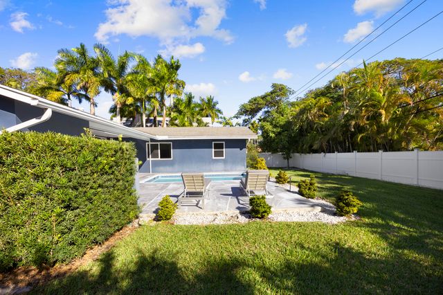 930 NW 4th Court, Boca Raton, FL 33432