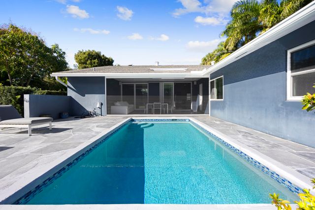 930 NW 4th Court, Boca Raton, FL 33432