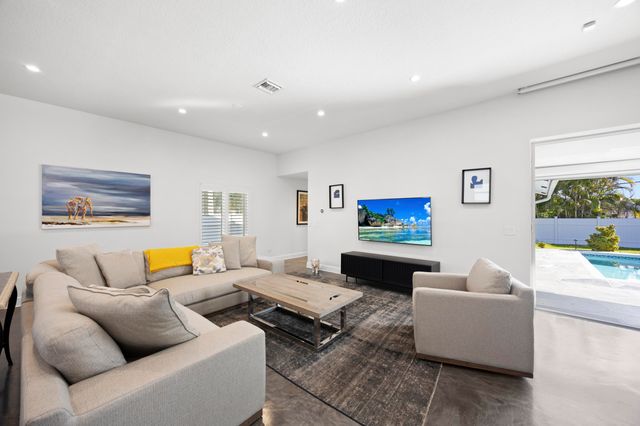 930 NW 4th Court, Boca Raton, FL 33432