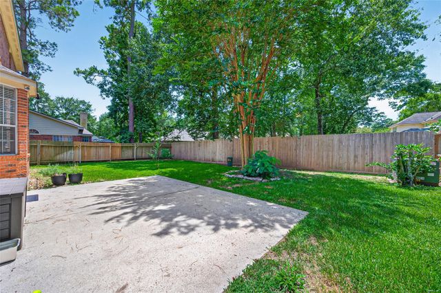 11 Ginger Bay Place, The Woodlands, TX 77382