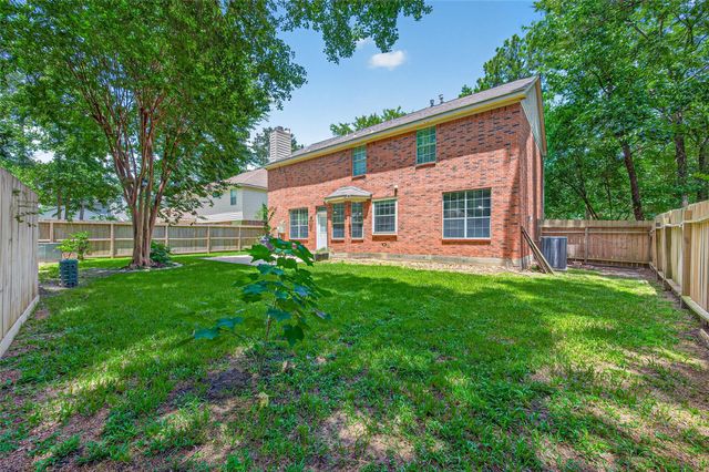 11 Ginger Bay Place, The Woodlands, TX 77382