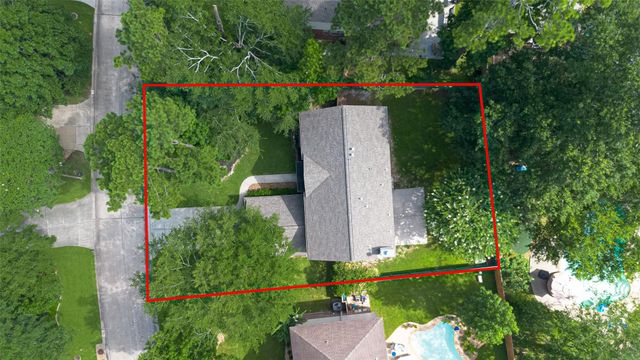 11 Ginger Bay Place, The Woodlands, TX 77382