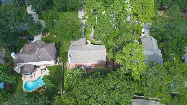 11 Ginger Bay Place, The Woodlands, TX 77382