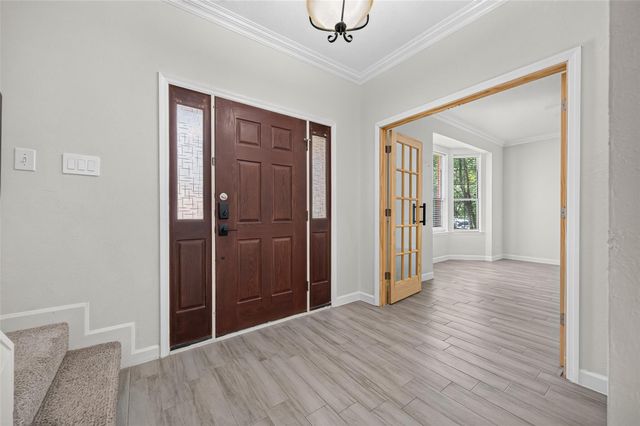 11 Ginger Bay Place, The Woodlands, TX 77382