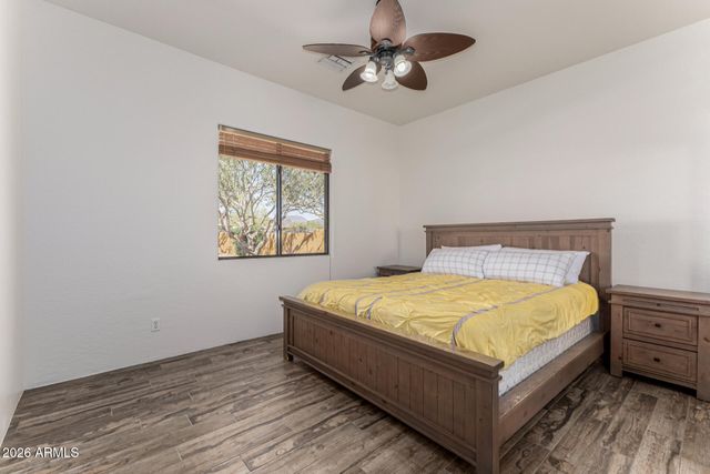 37313 N 16TH Street, Phoenix, AZ 85086