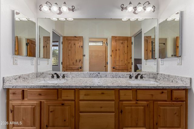 37313 N 16TH Street, Phoenix, AZ 85086