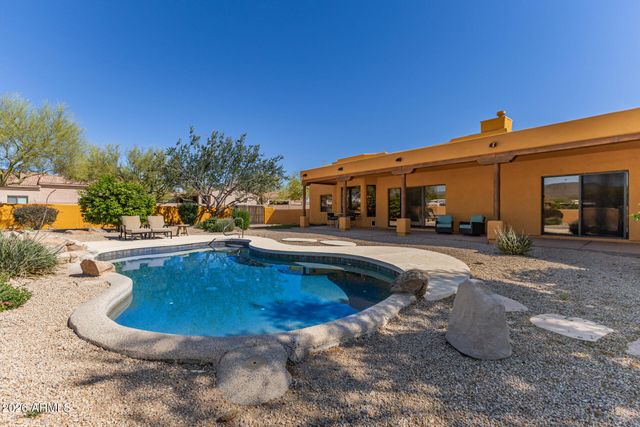 37313 N 16TH Street, Phoenix, AZ 85086