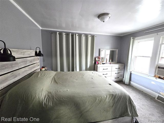 15759 Indiana Street, Detroit, MI 48238
