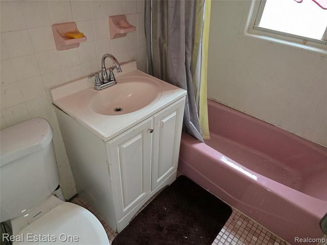15759 Indiana Street, Detroit, MI 48238