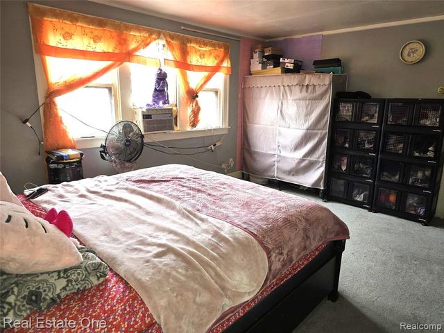 15759 Indiana Street, Detroit, MI 48238