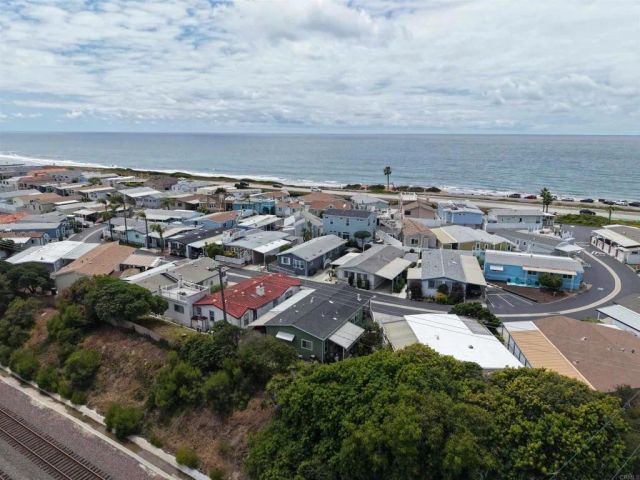6503 Friendly Place, Carlsbad, CA 92011