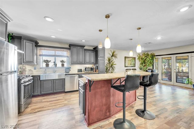 3949 Brighthill Avenue, Las Vegas, NV 89121