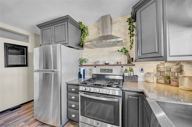 3949 Brighthill Avenue, Las Vegas, NV 89121