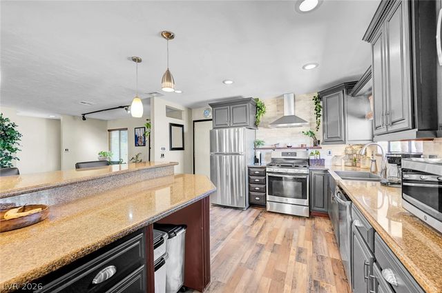 3949 Brighthill Avenue, Las Vegas, NV 89121