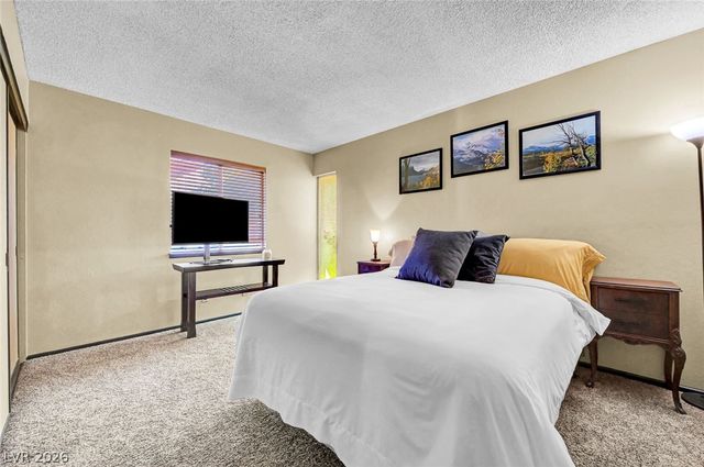 3949 Brighthill Avenue, Las Vegas, NV 89121