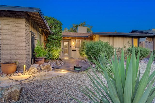 3949 Brighthill Avenue, Las Vegas, NV 89121