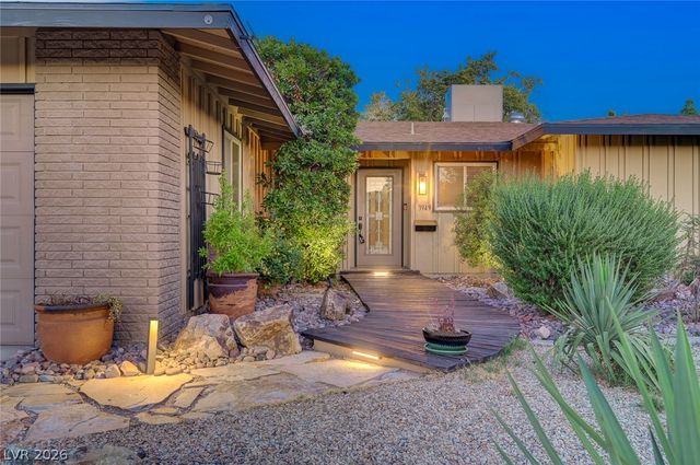 3949 Brighthill Avenue, Las Vegas, NV 89121