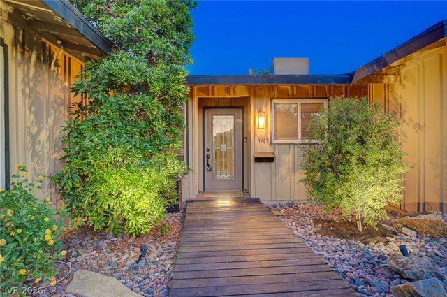 3949 Brighthill Avenue, Las Vegas, NV 89121