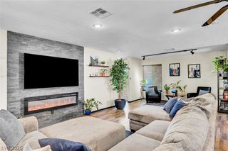 3949 Brighthill Avenue, Las Vegas, NV 89121