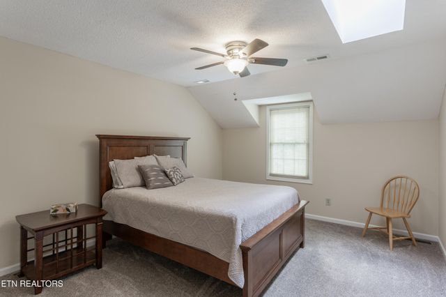 709 Landing Lane, Knoxville, TN 37934