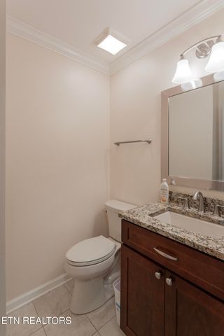 709 Landing Lane, Knoxville, TN 37934