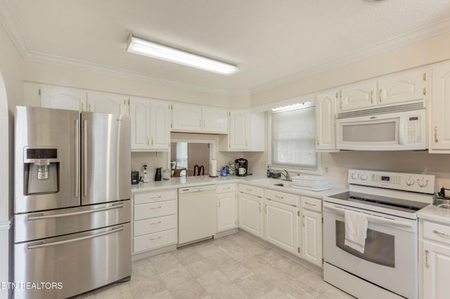 709 Landing Lane, Knoxville, TN 37934