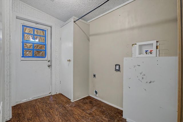 74 County Road 2110, Liberty, TX 77575