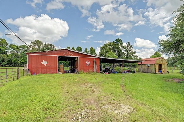 74 County Road 2110, Liberty, TX 77575